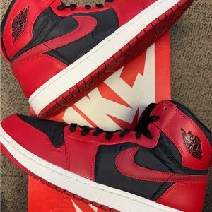 Jordan 1 Retro High Strap Gym Red - High-Top Sneakers